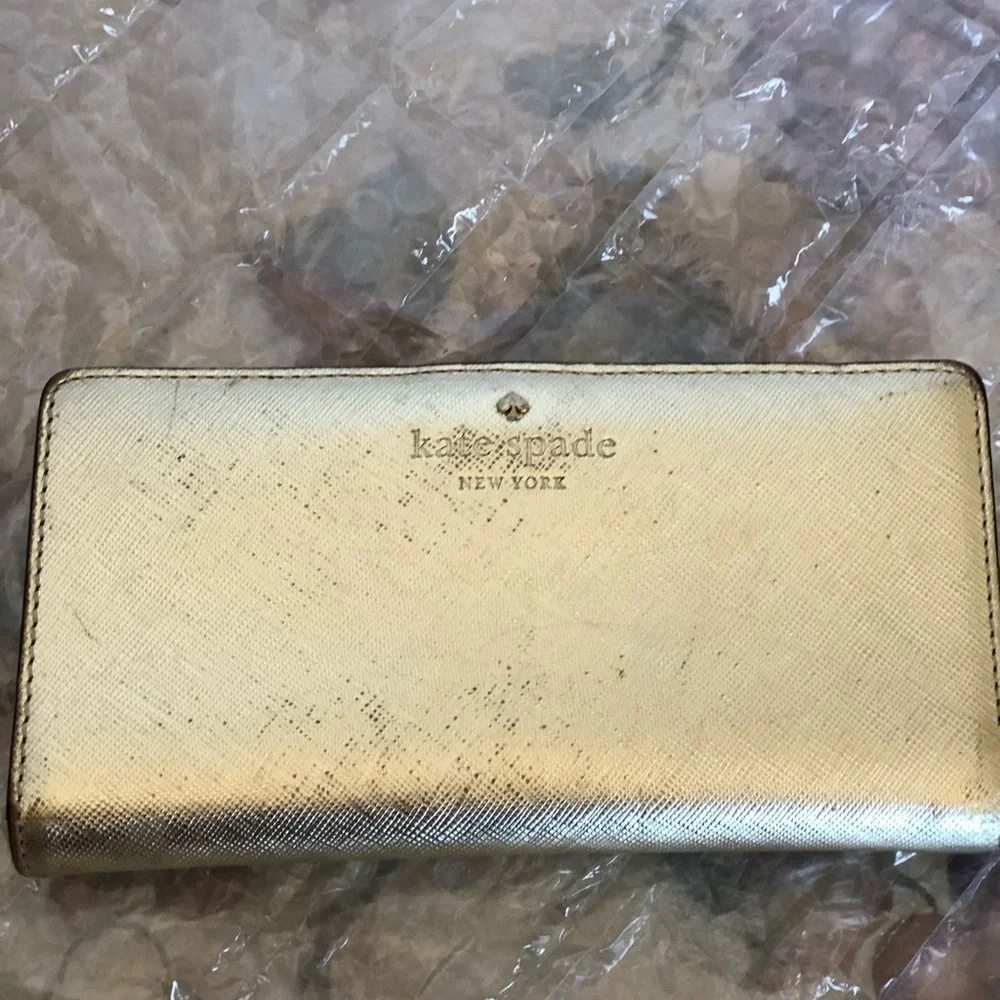 Kate spade rose gold Cameron street Stacy wallet